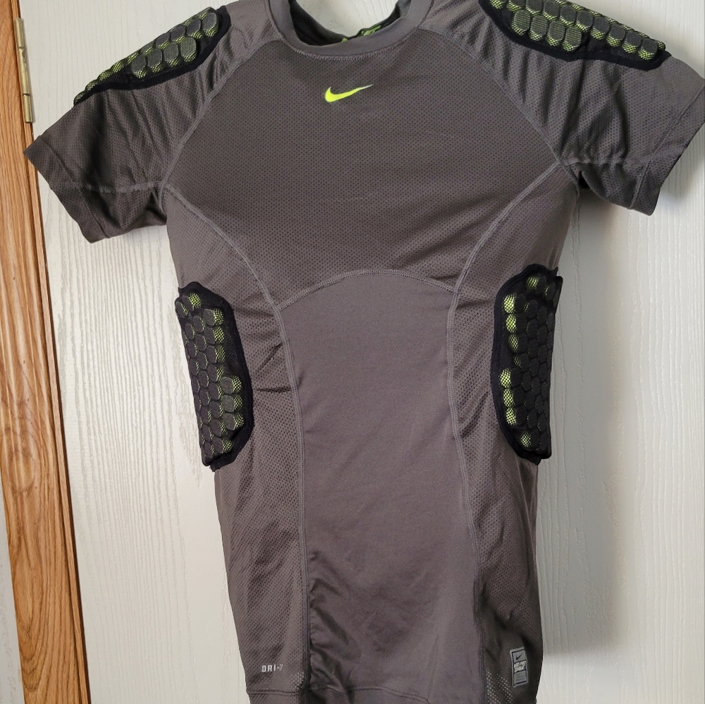 2pc Nike Pro Combat Dry-Fit Shirt & Shorts Combo